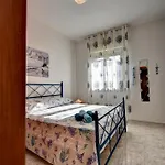 Gallipoli Tra Mare E Pineta